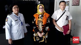 KPK Eksekusi Eni Saragih ke Lapas Wanita Tangerang