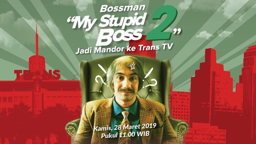 Bossman tampak menghampiri para karyawan.