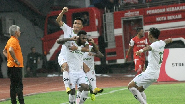 Penyerang PSM Makassar Patrich Wanggai menanggapi dingin komentar rasial yang ditujukan kepadanya.