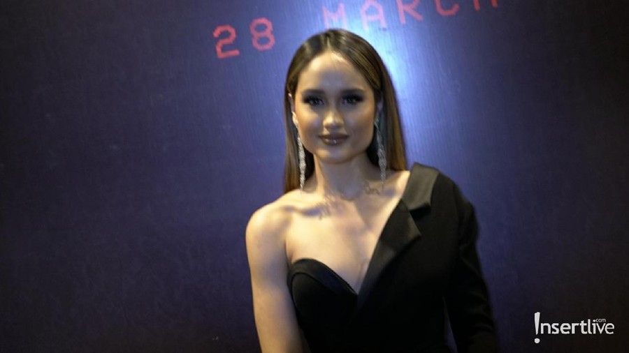 Lirik lagu Vida oleh Cinta Laura.
