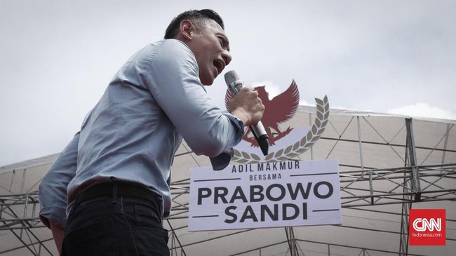 AHY belum berpikir tentang bagi-bagi kursi menteri dan masih fokus pada pemenangan partai. Tapi, AHY mengaku siap bila nantinya diberi tugas menjadi menteri.
