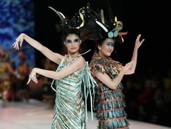 Indonesia Fashion Week 2019 Gemakan Nilai Budaya Indonesia