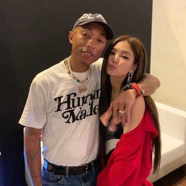 Jennie BLACKPINK & Pharrell Williams Gagal Manggung Bareng