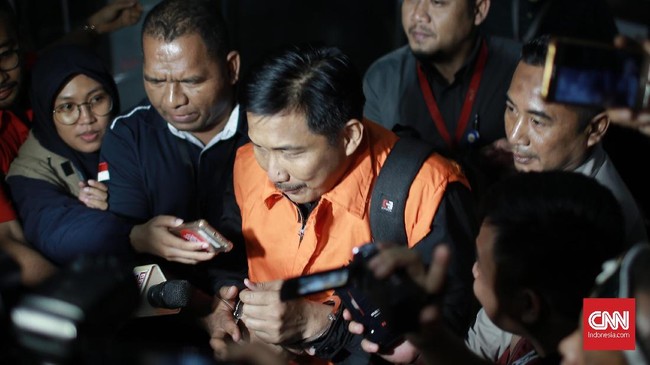 KPK akan mengusut lebih dalam kasus serangan fajar jika Bawaslu menemukan bukti amplop cap jempol politikus Golkar Bowo Sidik terkait dengan pilpres 2019.