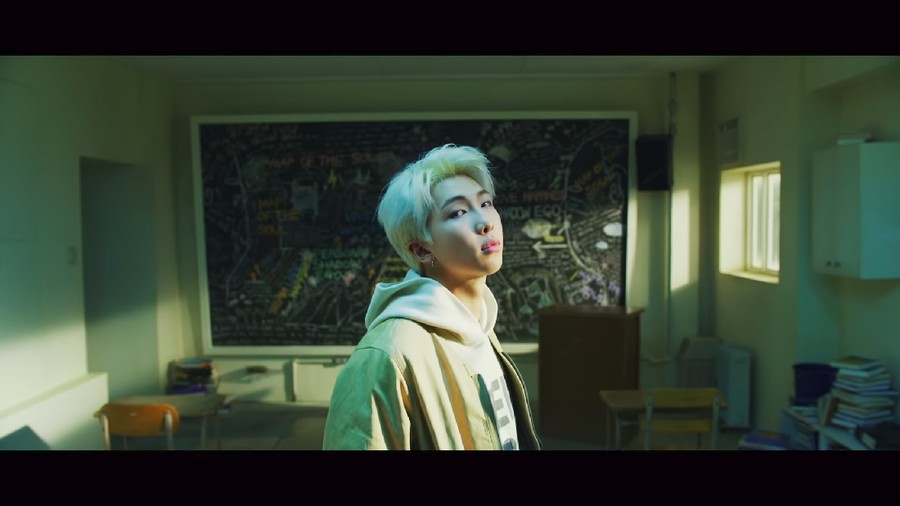 Lirik Lagu Map of The Soul: Persona - BTS Lirik lagu Map of The Soul: Persona yang dipopulerkan oleh BTS.