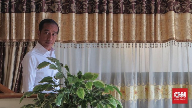 Presiden Jokowi ingin payung hukum KEK Tanjung Pulisan segera rampung supaya investasi yang dibutuhkan untuk pengembangan kawasan bisa masuk.