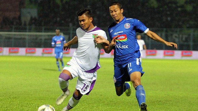 Polisi menurunkan jumlah personel keamanan menjadi 3.000 dalam laga final kedua Piala Presiden 2019 di Stadion Kanjuruhan, Jumat (12/4).
