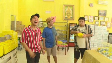 img-title Kulineran di Medan Bareng Ruben Onsu, Anwar & Kenta