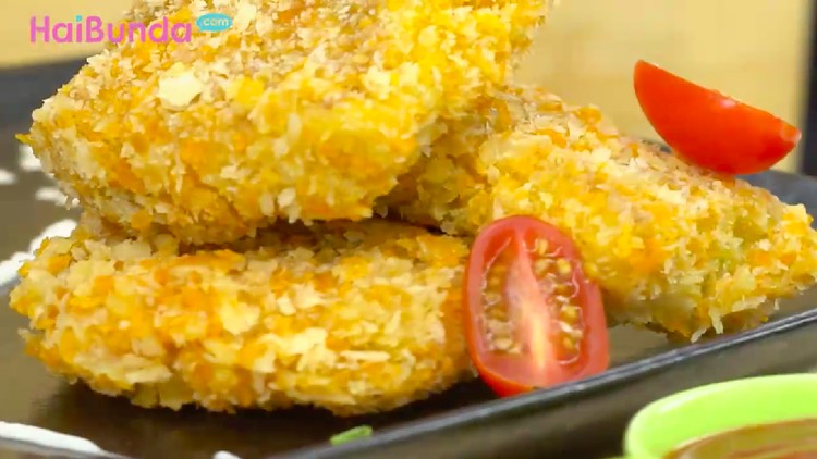 Ingin menyantap makanan ala masakan Jepang yang praktis? Langsung buat telur dadar saus okonomiyaki yuk, Bun!
