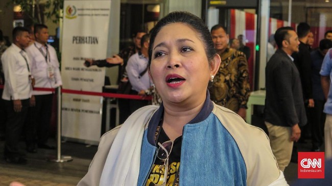 Titiek Soeharto mengakui Prabowo tampil mengesankan, menjawab pertanyaan dengan cermat, tanpa melakukan serangan ke Jokowi.