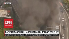 VIDEO: 200 Lapak Rumah Kebakaran di Bawah Tol Pluit Jakarta