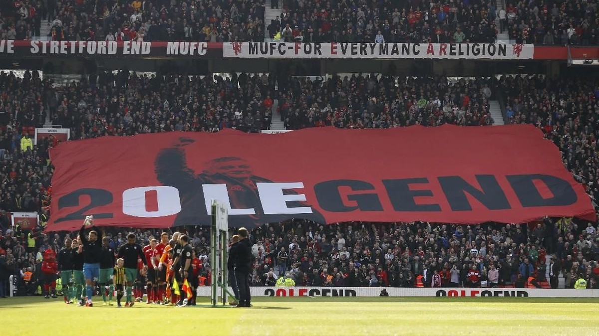 FOTO: Rashford dan Martial Tajam, Man United ke Empat Besar