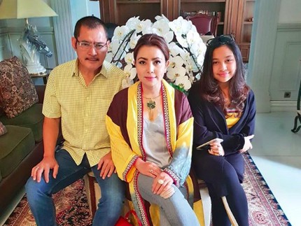 Curhat Mayangsari, Ngobrol Sama Bambang Ibarat Radio Rusak