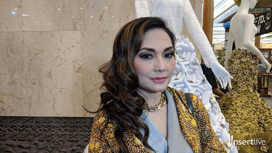 Nia Daniati mengaku tidak pernah menghalangi silaturahmi antara sang bapak dengan anaknya.