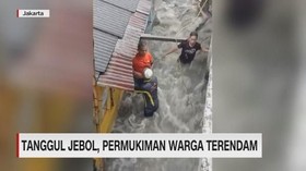 VIDEO: Tanggul Jebol, Pemukiman Warga Terendam