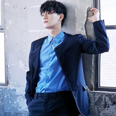 Kabar Bahagia Chen EXO Akan Segera Menikah