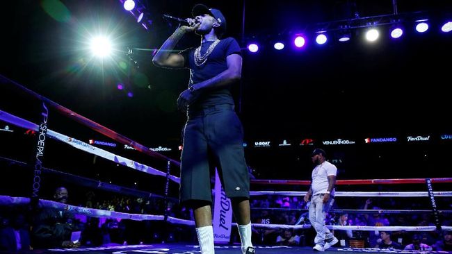 Penembakan yang terjadi di luar toko pakaian milik mendiang Nipsey Hussle itu menambah pekerjaan polisi yang belum juga menemukan penembak Hussle.