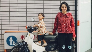 Cara Khusus Andien Mendidik Anak Lewat Musik