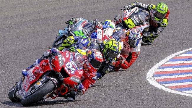 Pebalap Ducati, Andrea Dovizioso mengakui bahwa penampilan Marc Marquez di awal musim ini sangat bagus dan hal itu membuat dirinya tidak bisa terlalu gembira.