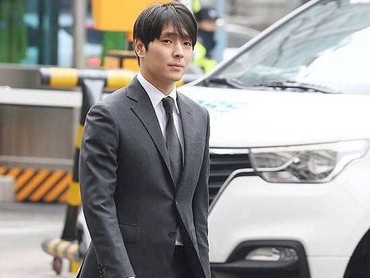 img-title 2,5 Tahun Dipenjara karena Pelecehan Seks, Choi Jong Hoon Bebas Hari Ini
