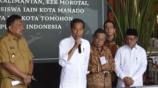 Presiden Jokowi meresmikan Kawasan Ekonomi Khusus (KEK) di Manado, di Maluku Utara, dan Kalimantan Utara. KEK ini diharapkan menarik investasi Rp110 triliun.