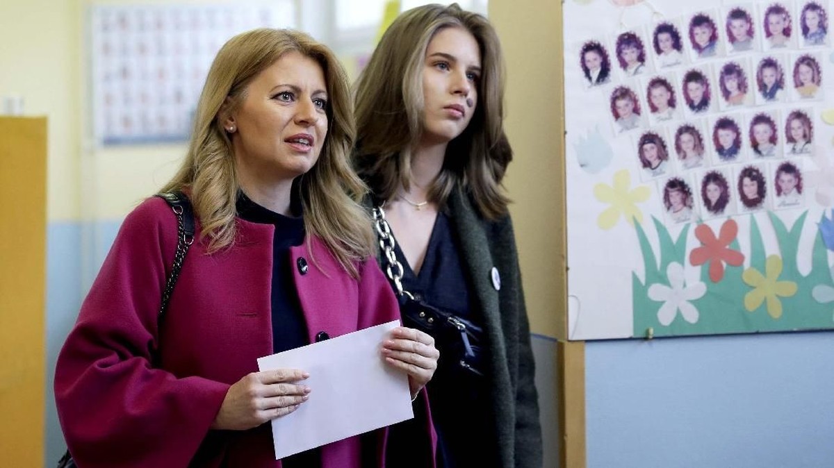 FOTO: Zuzana Caputova, Presiden Perempuan Pertama Slovakia