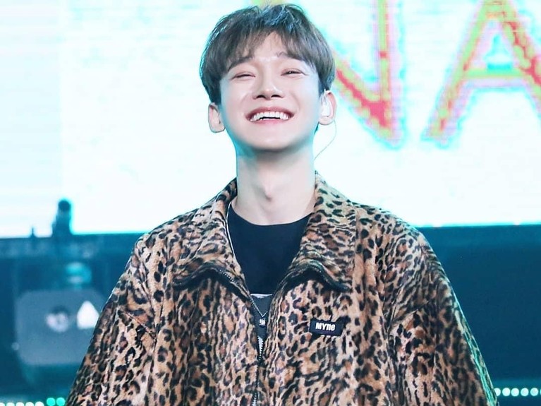 Debut Solo, Intip 6 Gaya Tampan Chen EXO Kim Jong Dae atau Chen EXO siap untuk debut solonya lewat lagu Beutiful Goodbye. Hmm, untuk menyambutnya Insertizen intip yuk enam gaya tampan Chen.