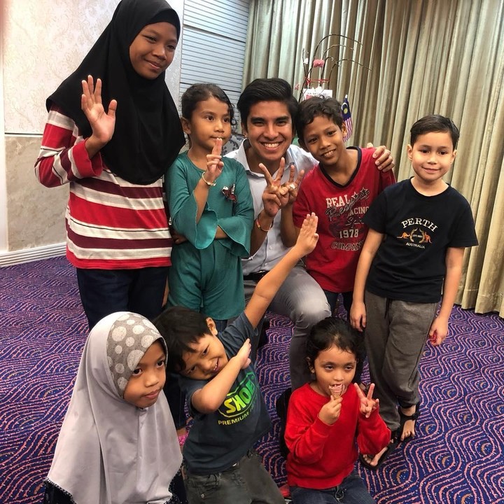 <p>Bagi Syed, anak-anak adalah harapan dan masa depan yang harus terus didukung. (Foto: Instagram @syedsaddiq)</p>