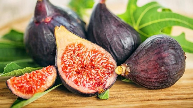 Figs Still Life