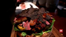 VIDEO: Burger Rp13 Juta Sambut Pergantian Kekaisaran Jepang