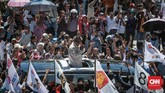 FOTO: Riuh Kampanye Capres-Cawapres Pilpres 2019 Kampanye terbuka capres/cawapres digelar di berbagai kota. Pasangan calon disambut meriah para pendukung yang mengelu-elukannya.