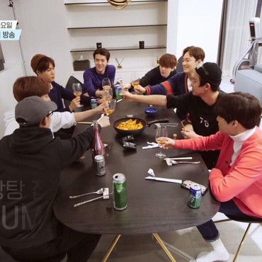 9 Grup K-Pop Dengan Penghasilan Tertinggi Di Korea Selatan