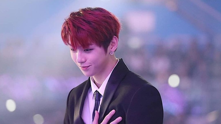 Kang Daniel memang memiliki pesona yang mampu merebut simpati dari para penggemarnya di seluruh dunia. Berikut ini ada 10 potret tampan dari Kand Daniel.