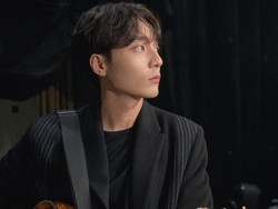 Roy Kim Disebut Tak Terlibat Kasus Pelecehan Seksual Jung Joon Young