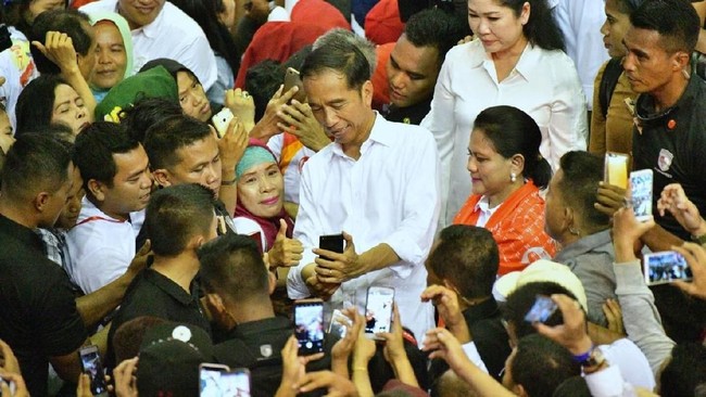 Jokowi mengapresiasi antusiasme massa pendukung, membuatnya optimistis menghadapi hari pemungutan suara pada 17 April 2019 mendatang.