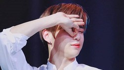 Bikin Meleleh, Intip 10 Potret Tampan Kang Daniel
