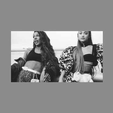 Lirik Lagu Monopoly - Ariana Grande