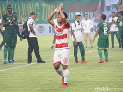 Ditanya Peluang Andik Gantikan Osvaldo di Persebaya, Ini Jawaban Aji