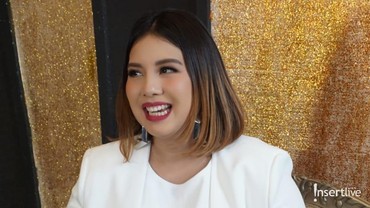 Tya Ariestya Luncurkan Lip Cream yang Aman untuk Ibu Hamil