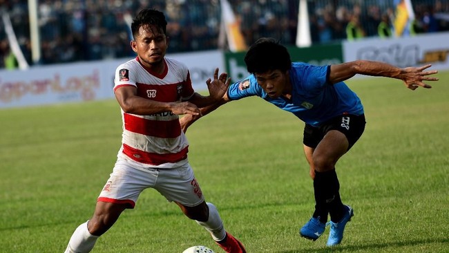 Madura United tampil sebagai pemuncak klasemen di pekan kedua Liga 1 2019 dengan raihan enam poin dari dua laga. Berikut klasemen pekan kedua Liga 1 2019.