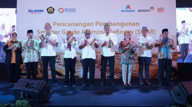 Smelter Grade Alumina Refinery di Kabupaten Mempawah, Kalimantan Barat dicanangkan pada hari ini oleh anak usaha patungan PT Antam dan PT Inalum.