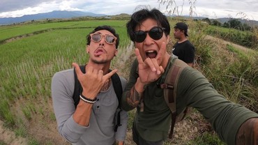 Marshall Sastra & Vincent Verhaag Bertahan Hidup di Luwu Utara