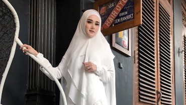 Terpopuler: Mulan Jameela Makan di Warteg hingga Pendidikan Aurel