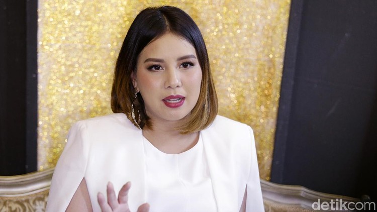 Selama hamil dan menyusui, rupanya Tya Ariestya tidak menjalankan puasa Ramadhan.