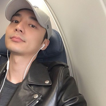 Roy Kim Jadi Lulusan Terbaik meski Tersangkut Skandal Asusila