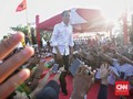 50 Peserta Kampanye Jokowi di Batam Pingsan Karena Kepanasan