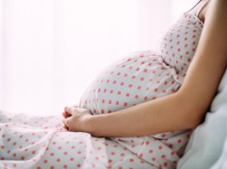 Didiagnosa Dokter Tak Bisa Hamil, Wanita Ini Terkejut Tiba-tiba Melahirkan