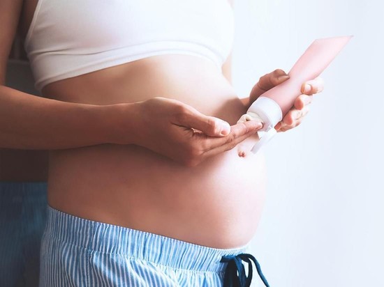 Bingung Pilih Perawatan Stretch Mark? Kenali 3 Pilihan Produk Ini