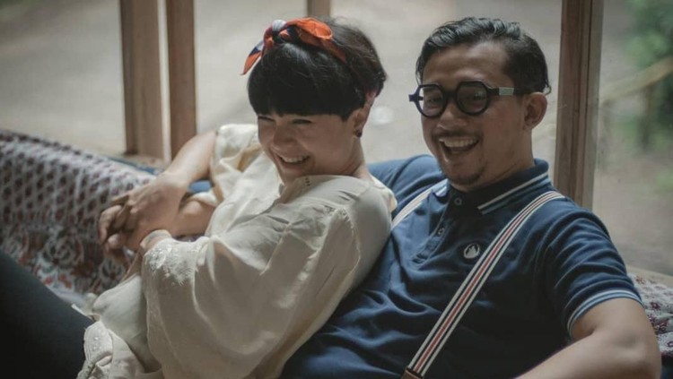 Setelah jadi ibu, Poppy Sovia merasa hidupnya lebih bahagia dan bermakna.