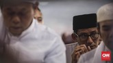 FOTO: 'Gelombang Putih' untuk Prabowo-Sandi Prabowo-Sandi kampanye terbuka di Stadion Utama Gelora Bung Karno, Minggu (7/4), dihadiri massa yang berbusana serba putih.